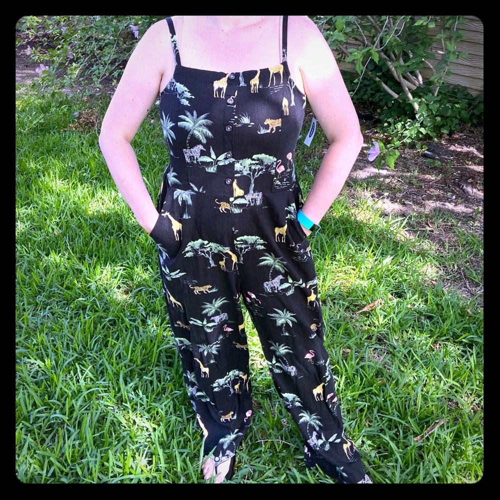 Women’s Old Navy Jumpsuit Safari Theme